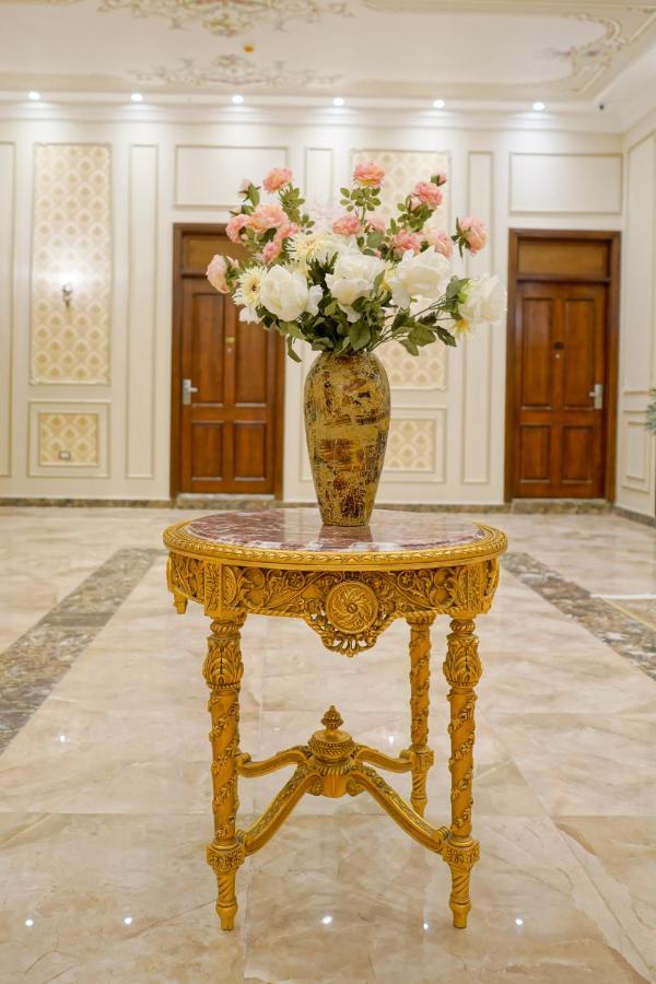 Savoy Elminya Hotel *